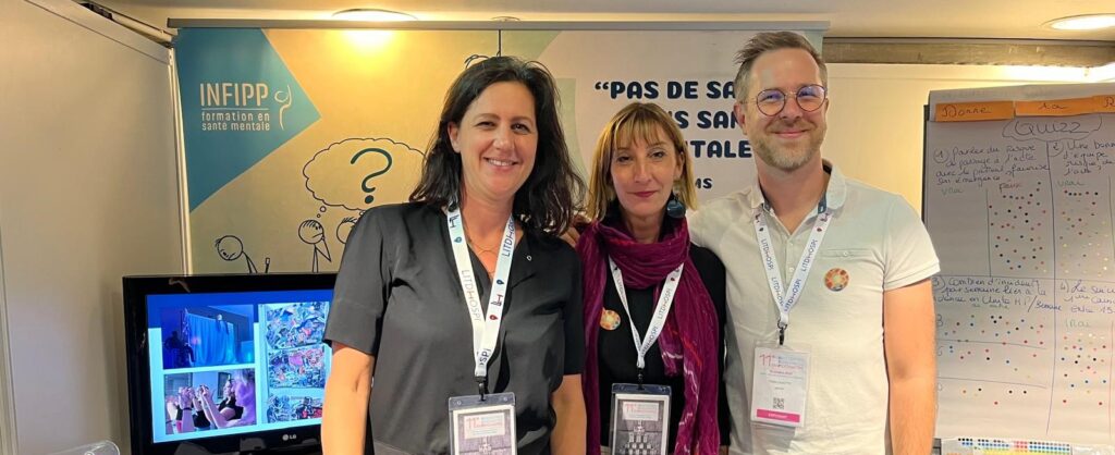 INFIPP aux rencontres soignantes en psychiatrie avec Anna, Laura et Yoan sur notre stand présentant nos formations